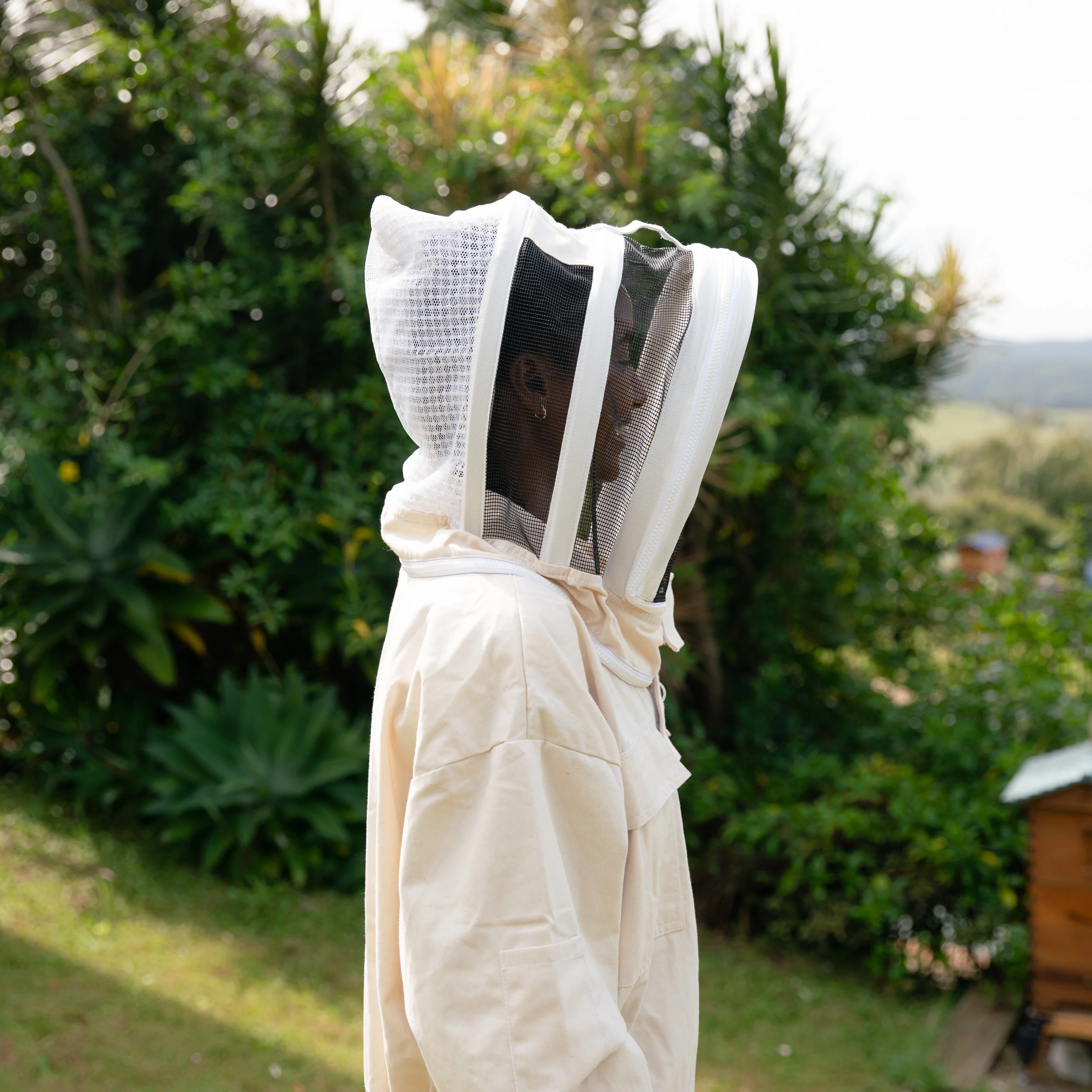 Flow Bee Suit Hood – Clear View - Image 7